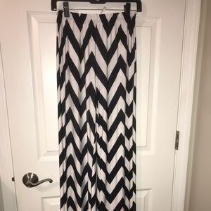 Black & White Chevron Palazzo Pant